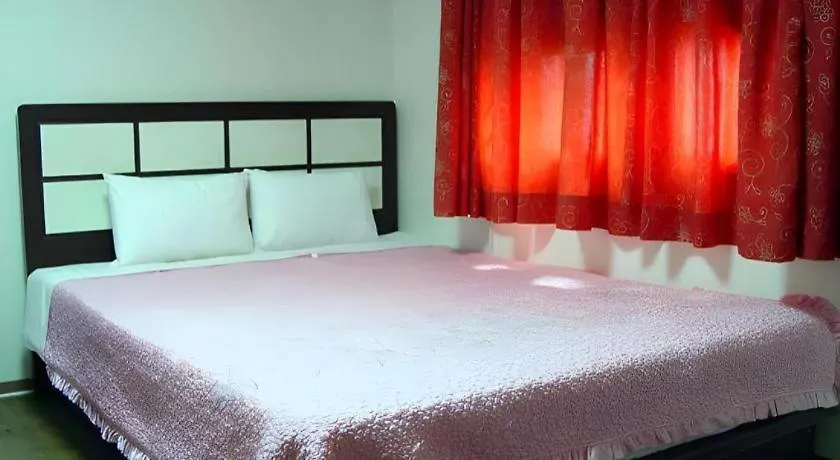 סיאול Goodstay Saewha Hostel