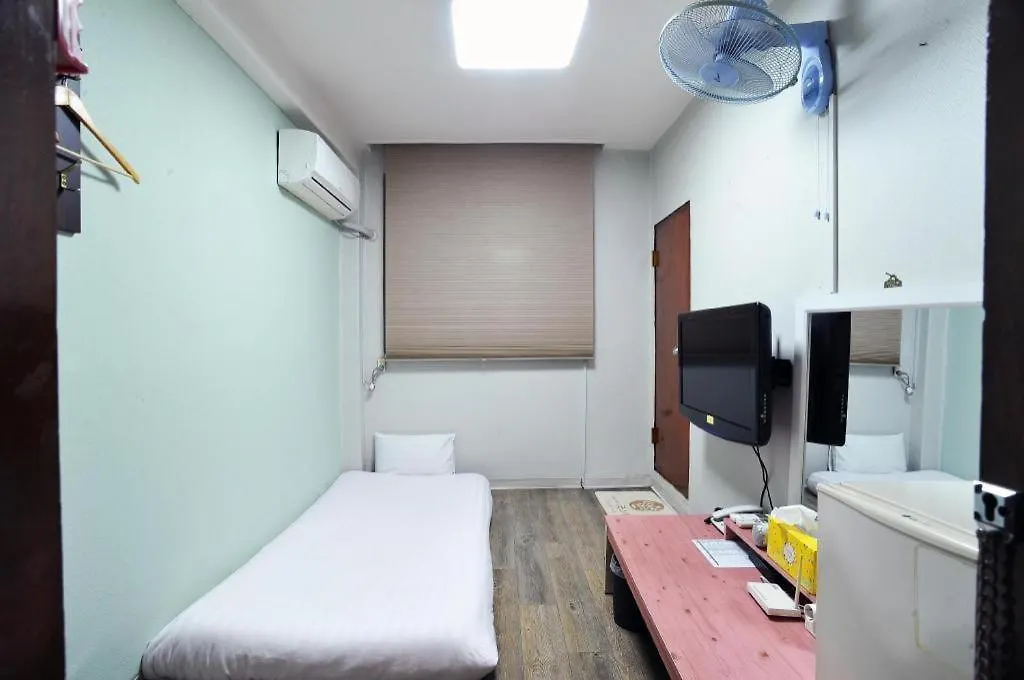 Goodstay Saewha Hostel Seoul