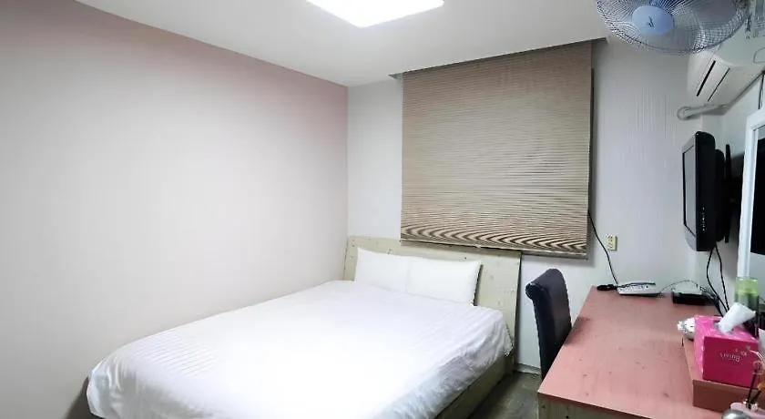 Goodstay Saewha Hostel Seoul